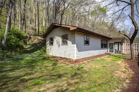 129 J L Norris Dr, Boone, NC 28607