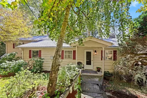 455 Boulder Gardens Rd, Banner Elk, NC 28604