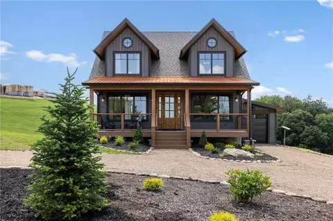 95 Vineyard Trl, Banner Elk, NC 28604