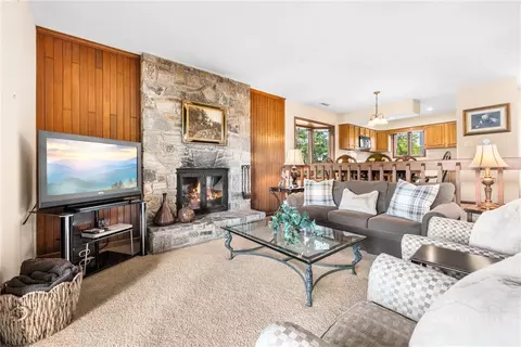 264 Evergreen Dr #6, Blowing Rock, NC 28605