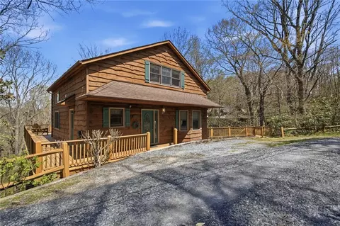 626 Galax Cir, Blowing Rock, NC 28605