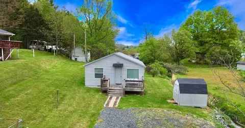 303 William Jb Blevins Dr, Jefferson, NC 28640