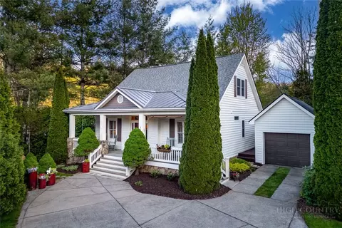140 Kings Dr, Blowing Rock, NC 28605