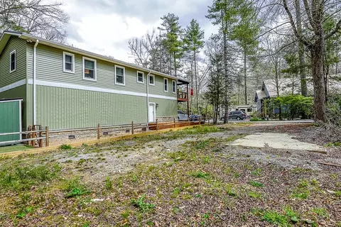 35 Pine Loop, Newland, NC 28657 photo 7