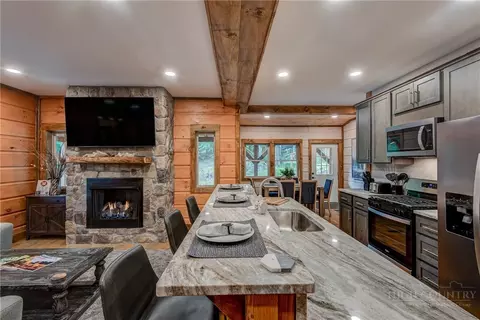 Kitchen - 1015 Pine Ridge Rd, Beech Mountain, NC 28604 photo 1 of 2