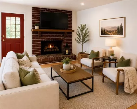 Living - 197 Russell Dr, Boone, NC 28607 photo 4 of 4