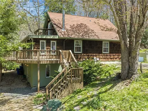 615 Leisure Acres Ln, Boone, NC 28607