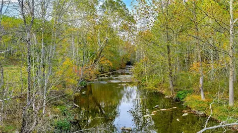 886 Jefferson Hwy, Mouth Of Wilson, VA 24363