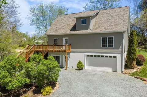 Exterior - 982 Browns Chapel Rd, Boone, NC 28607 photo 2 of 8