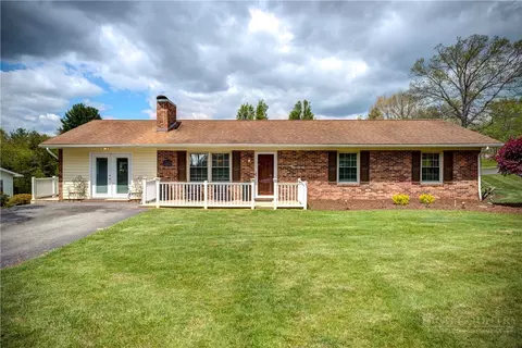 175 Sunset Dr, Sparta, NC 28675