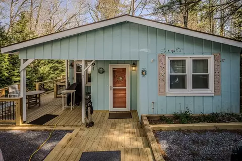 7 Valley Ln, Newland, NC 28657