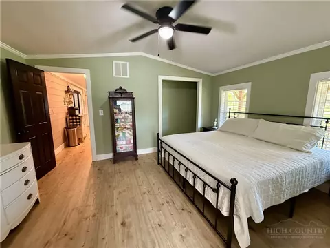 Bedroom - 711 Modock Rd, Trade, TN 37691 photo 1 of 5