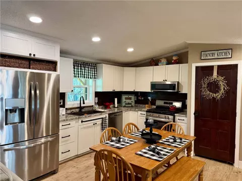 Kitchen - 711 Modock Rd, Trade, TN 37691 photo 1 of 1