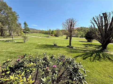 Exterior - 711 Modock Rd, Trade, TN 37691 photo 5 of 9