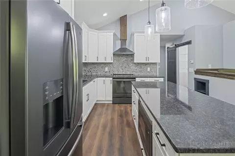 Kitchen - 115 Pine Burr Dr, Purlear, NC 28665 photo 3 of 3
