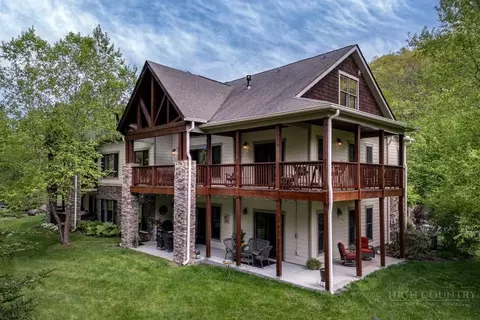 1645 Balm Highway Hwy # -A, Banner Elk, NC 28604