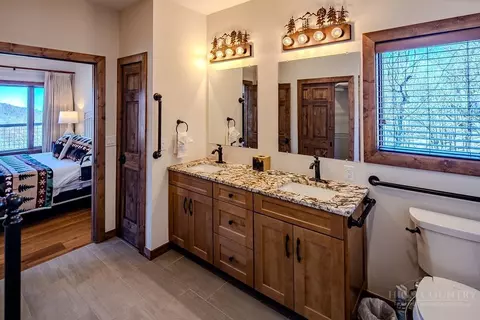 Bath - 701 Beech Mountain Pkwy, Beech Mountain, NC 28604 photo 1 of 5
