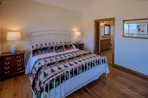Bedroom - 701 Beech Mountain Pkwy, Beech Mountain, NC 28604 photo 3 of 7