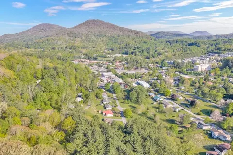 View/Area - 266 Morningside Dr, Boone, NC 28607 photo 4 of 5