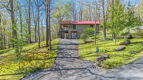 359 Pioneer Path, West Jefferson, NC 28694