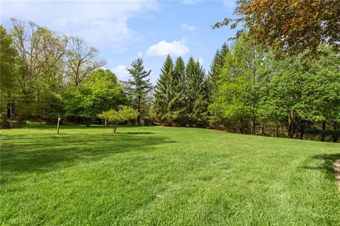 Exterior - 167 Glendale Dr, Boone, NC 28607 photo 10 of 13