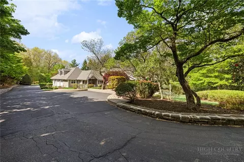 Exterior - 167 Glendale Dr, Boone, NC 28607 photo 12 of 13