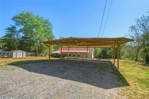 103 J A Ross, Morganton, NC 28655