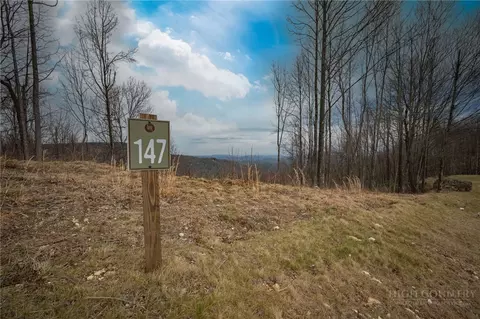 147 Angelfire Trl, Deep Gap, NC 28618