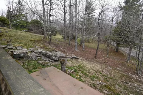 Exterior - 111 Courtside Ln #B-9, Beech Mountain, NC 28604 photo 3 of 4