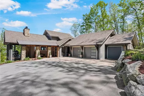 369 Ninebark Rd, Boone, NC 28607