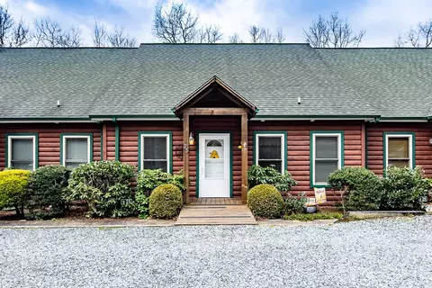 25 Golfview Ln #25, Newland, NC 28657