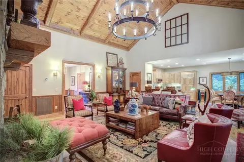 Living - 161 Cobblestone Bridge Ln, Banner Elk, NC 28604 photo 2 of 6