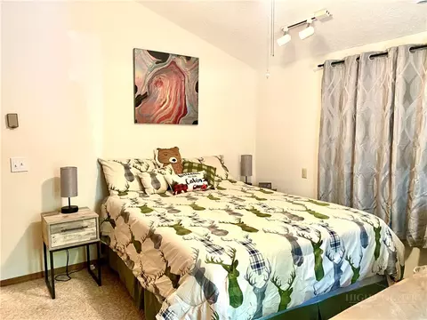 Bedroom - 175 Ash Loop, Newland, NC 28657 photo 3 of 4