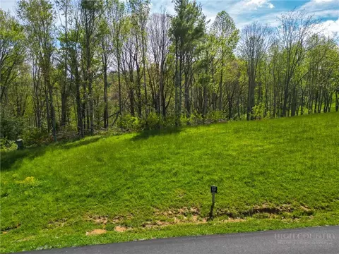 lot Wr-39 Cloud Rest Dr, Elk Park, NC 28604