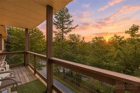 103 Upper Holiday Ln #G228, Beech Mountain, NC 28604