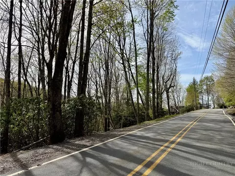 308 Overbrook Trl, Beech Mountain, NC 28604 photo 3