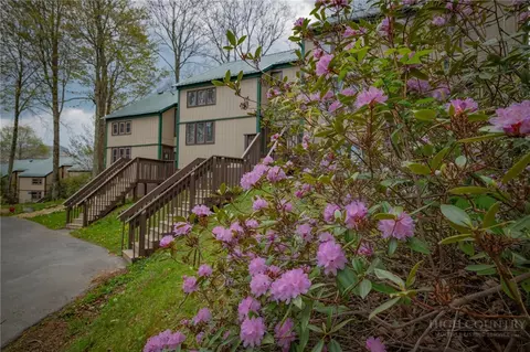 1443 Sugar Mountain Dr #B-15, Sugar Mountain, NC 28604
