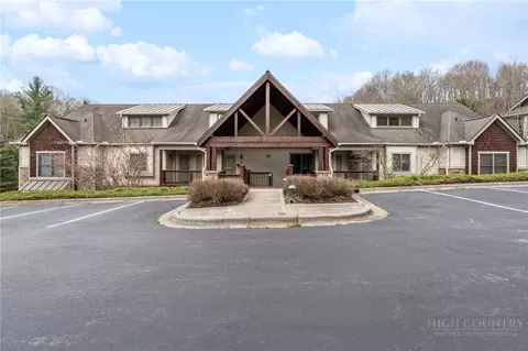 162 Wapiti Way #D, Banner Elk, NC 28604
