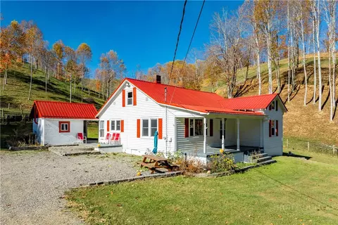 1128 Drakes Creek Rd, Trade, TN 37691