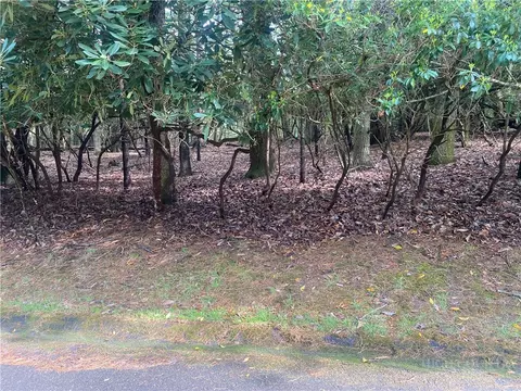 18 Buchanan St # -C, Roaring Gap, NC 28668
