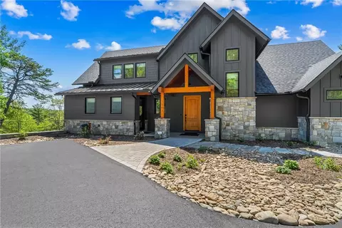 1503 Black Forest Dr, Marion, NC 28752