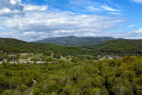 View/Area - 110 Forest Run, Sugar Mountain, NC 28604 photo 1 of 1
