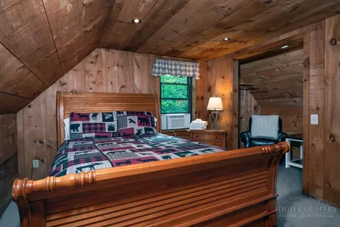 Bedroom - 110 Forest Run, Sugar Mountain, NC 28604 photo 5 of 9