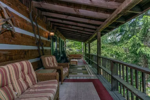 Exterior - 110 Forest Run, Sugar Mountain, NC 28604 photo 3 of 5