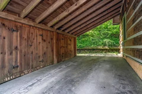Exterior - 110 Forest Run, Sugar Mountain, NC 28604 photo 1 of 5