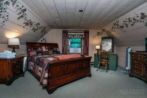 Bedroom - 110 Forest Run, Sugar Mountain, NC 28604 photo 7 of 9