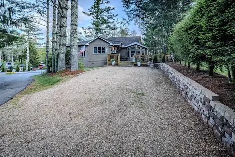 88 Trillium Rd, Newland, NC 28657