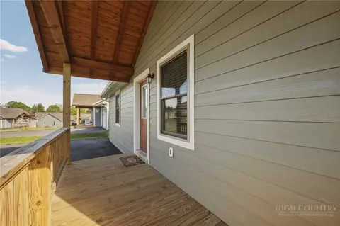 Exterior - 463 Townhomes Pl #21, Boone, NC 28607 photo 5 of 7