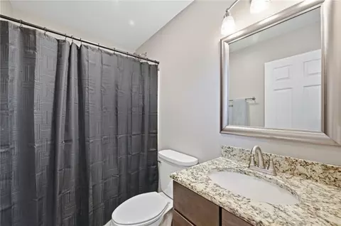 Bath - 463 Townhomes Pl #21, Boone, NC 28607 photo 1 of 3