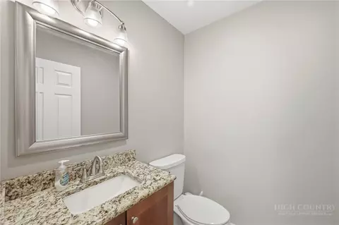 Bath - 463 Townhomes Pl #21, Boone, NC 28607 photo 2 of 3